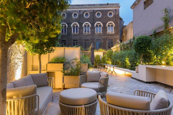 Bastiò Suites